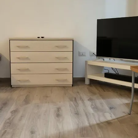 San Luca Tramuschio 5 People Cucina Apartmán Mirandola