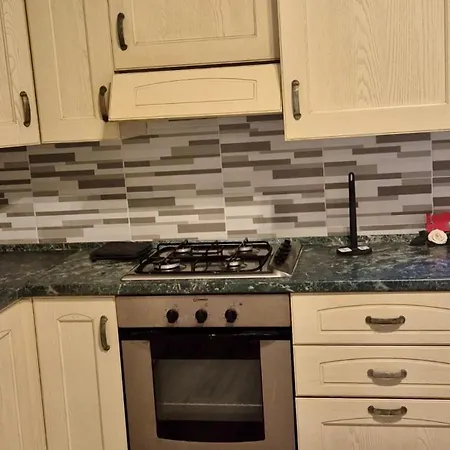 San Luca Tramuschio 5 People Cucina Mirandola