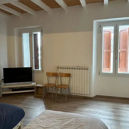 San Luca Tramuschio 5 People Cucina Apartmán *