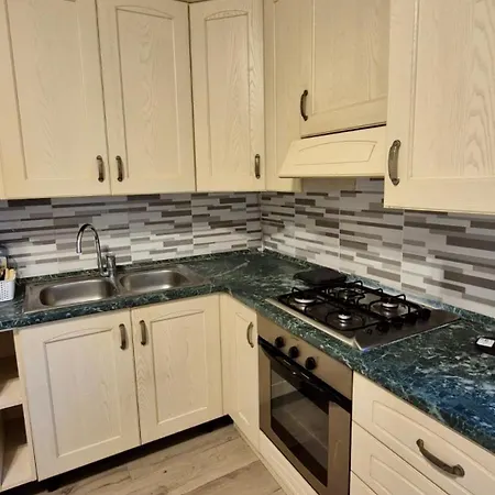 San Luca Tramuschio 5 People Cucina Apartmán *