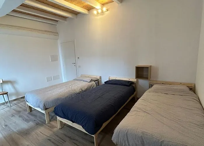 San Luca Tramuschio 5 People Cucina * Mirandola